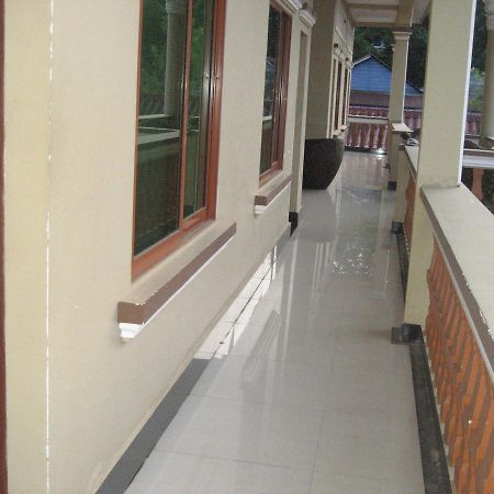 Sinan Guesthouse Сиханоуквил Екстериор снимка